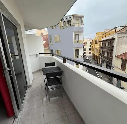 Balcon Esquina Apartman